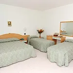 Garden Hotell 3*
